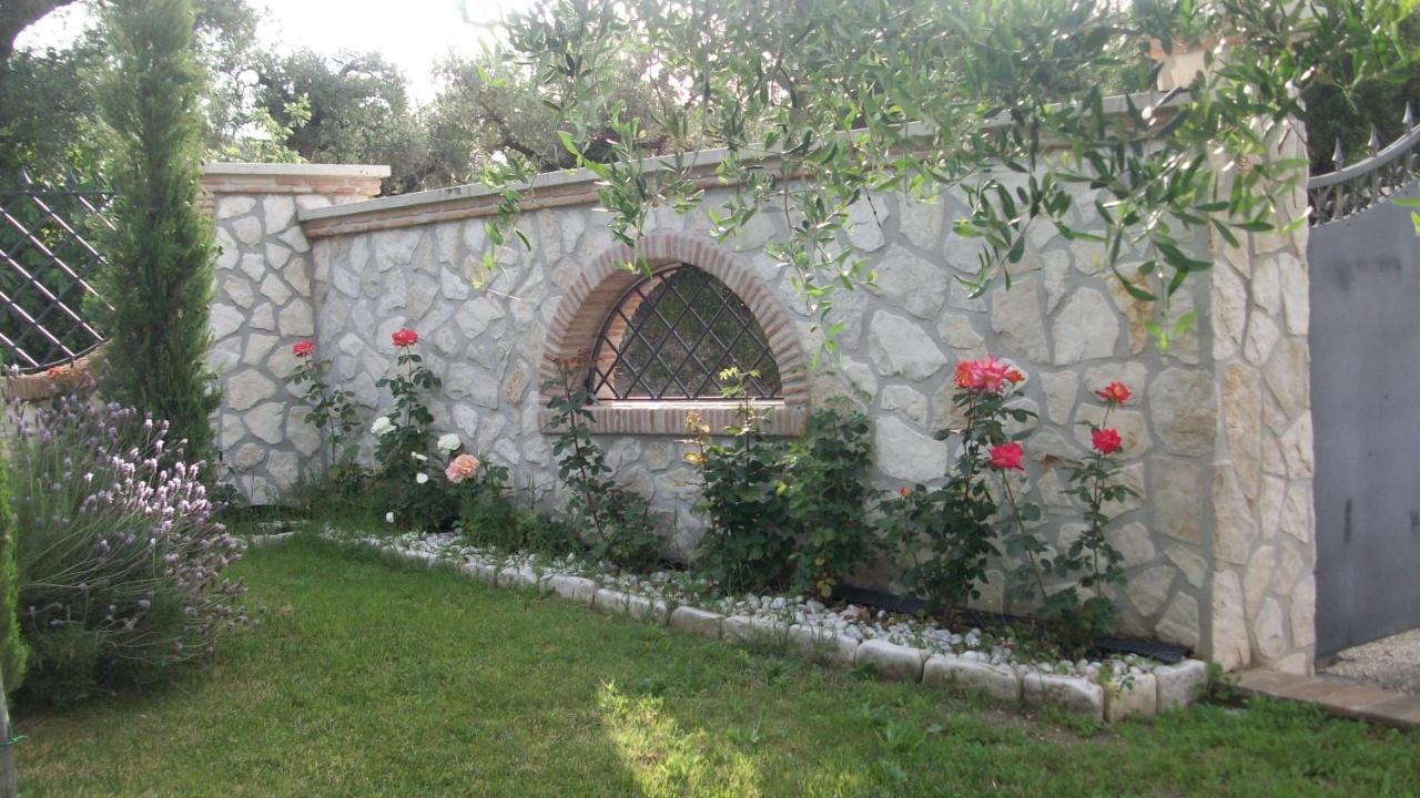 Il Giardino Degli Ulivi Canneto (Lazio) Exterior foto